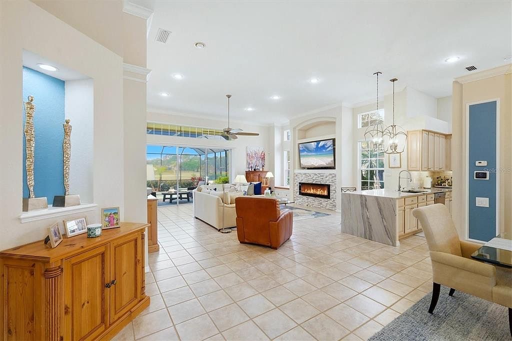 7304 Saint Georges Way University Park, FL 34201 - Thumbnail 4