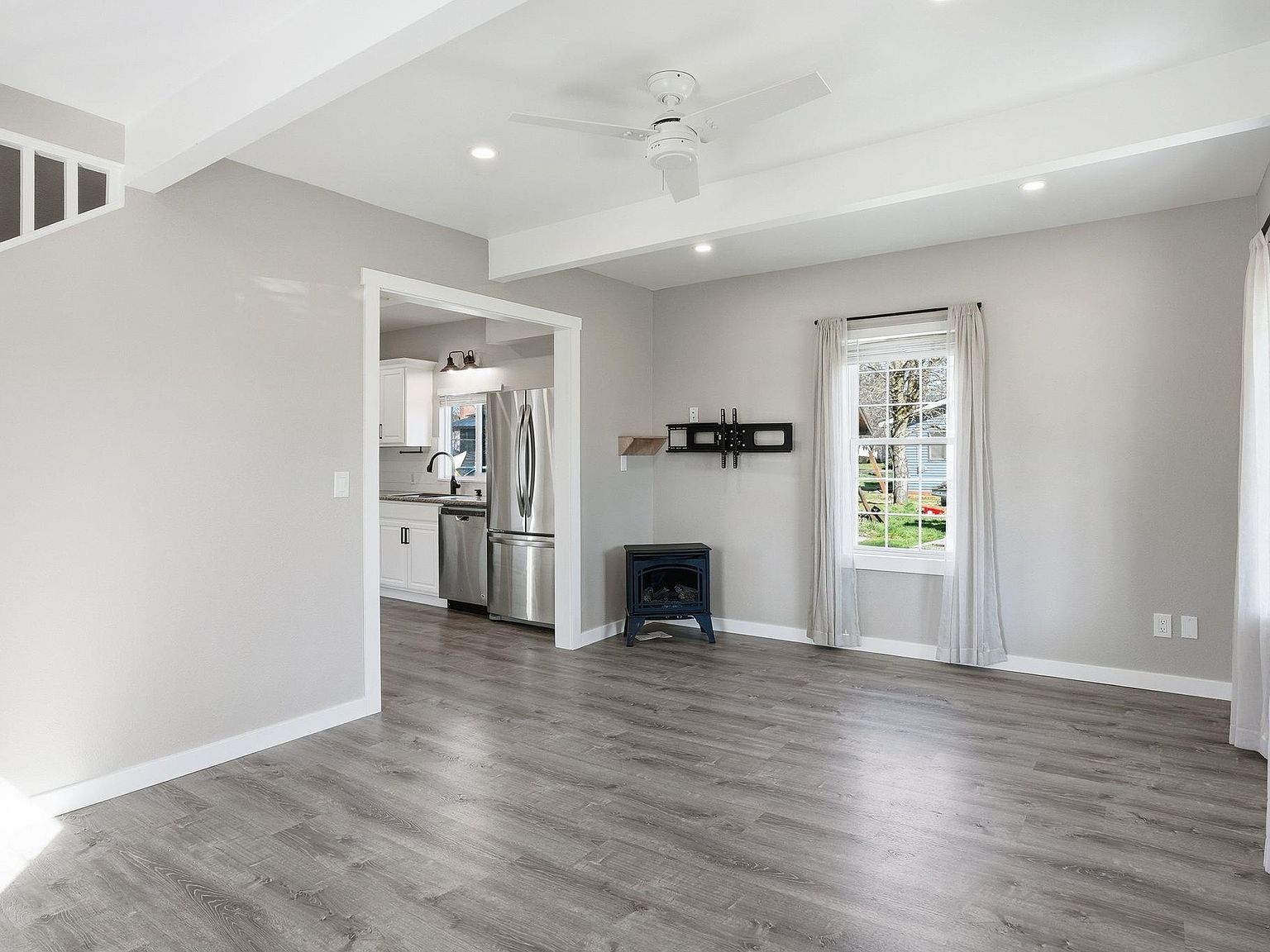 348 W Rockwell Ave Spokane, WA 99205 - Thumbnail 4