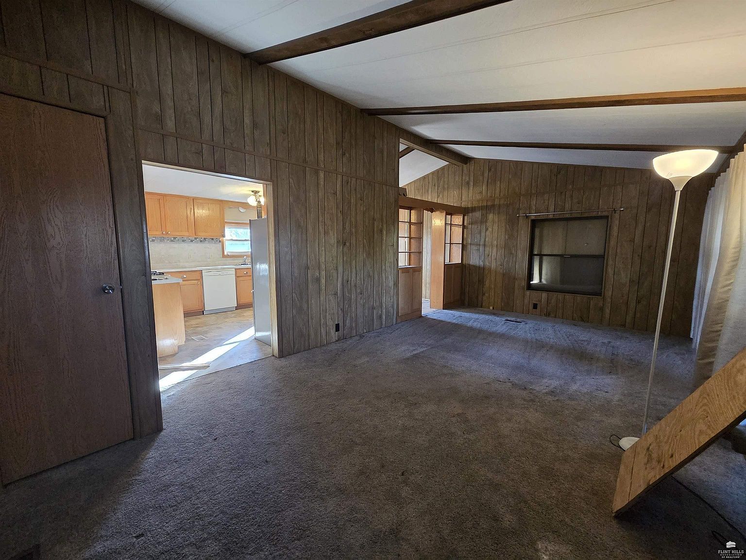 820 Robert St Junction City, KS 66441 - Thumbnail 4