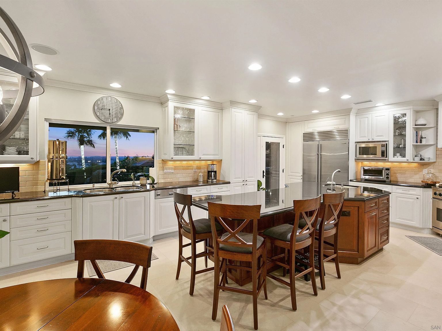 6525 Crystalaire Dr San Diego, CA 92120 - Thumbnail 4