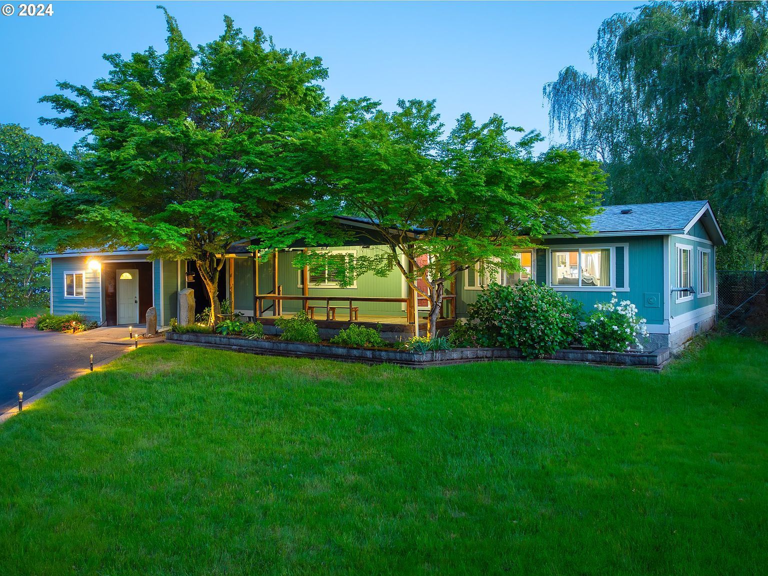 2373 Wild River Dr Roseburg, OR 97470 - Thumbnail 4