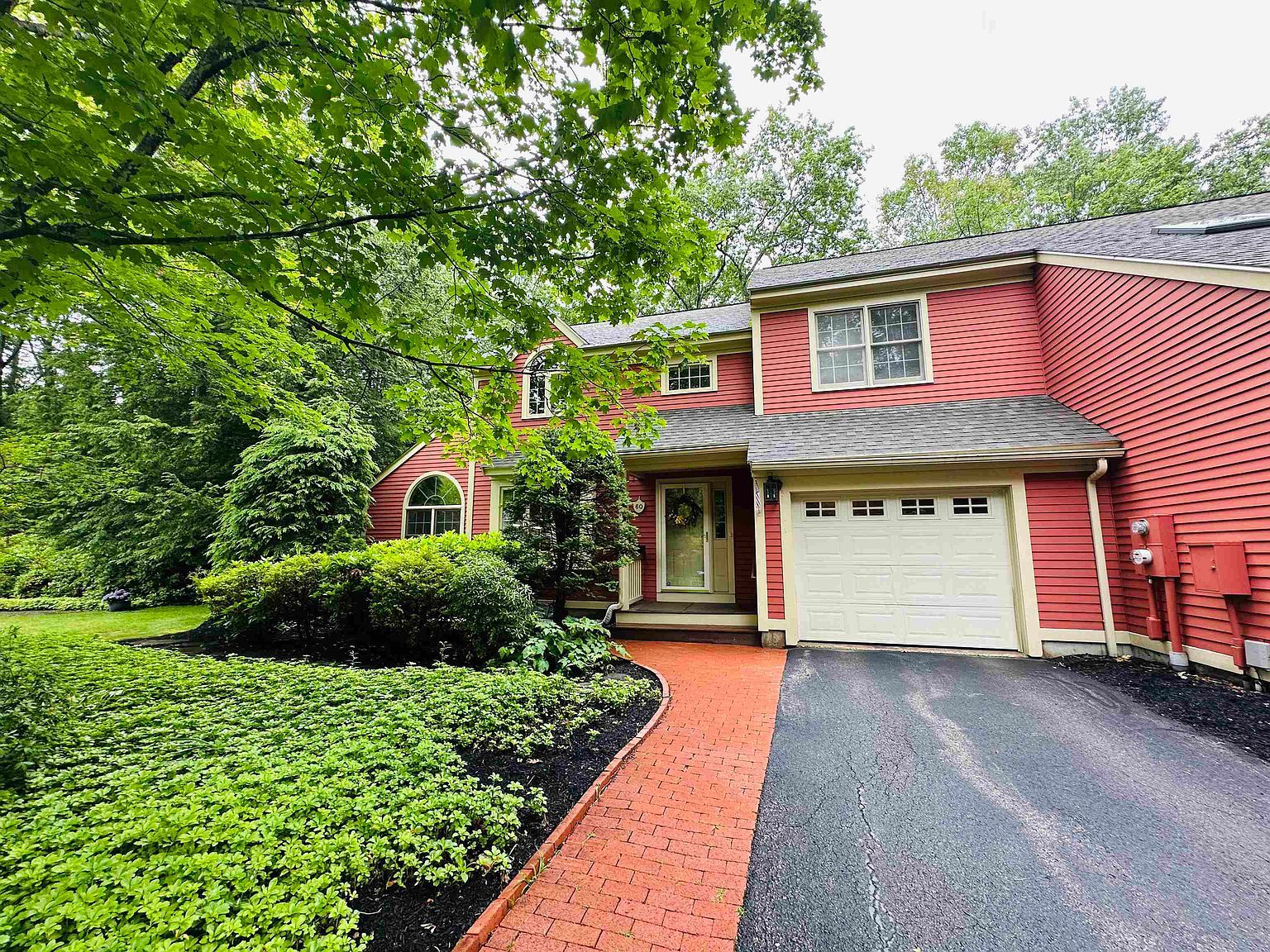 60 Peninsula Dr Stratham, NH 03885 - Thumbnail 4