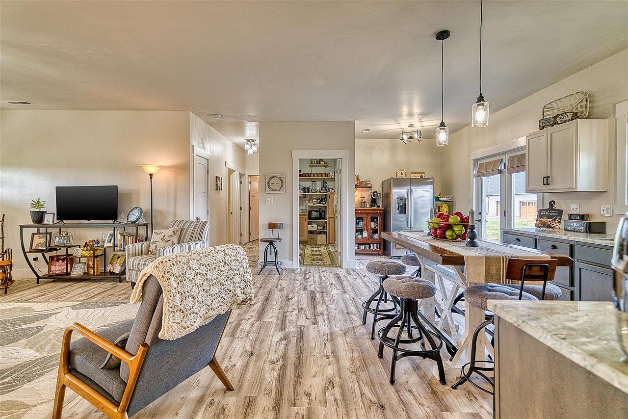 894 Union Chapel Rd Scottsville, KY 42164 - Thumbnail 4