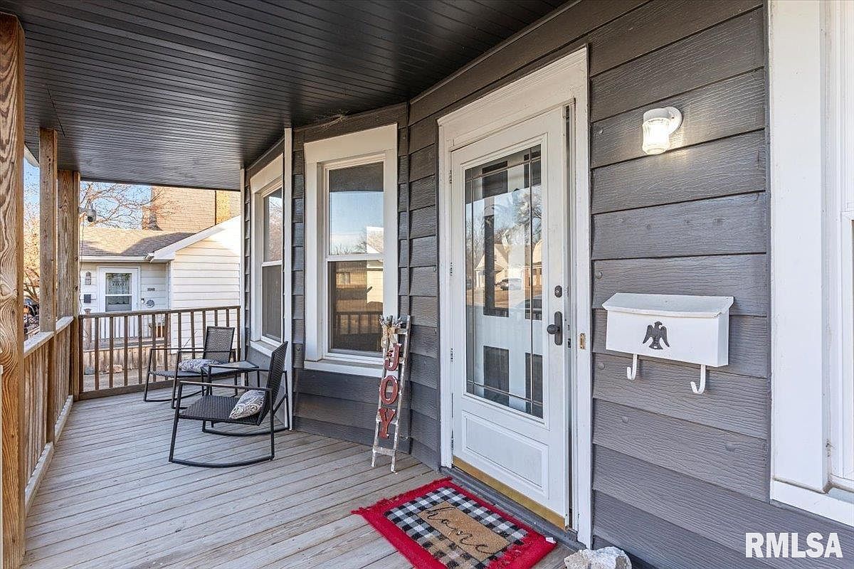 1058 W Elliott Ave Springfield, IL 62702 - Thumbnail 4