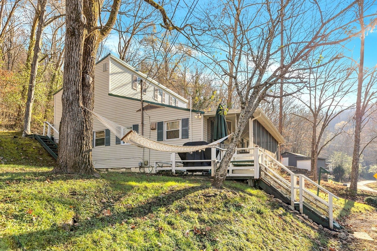 3745 Holmes Creek Rd Smithville, TN 37166 - Thumbnail 4