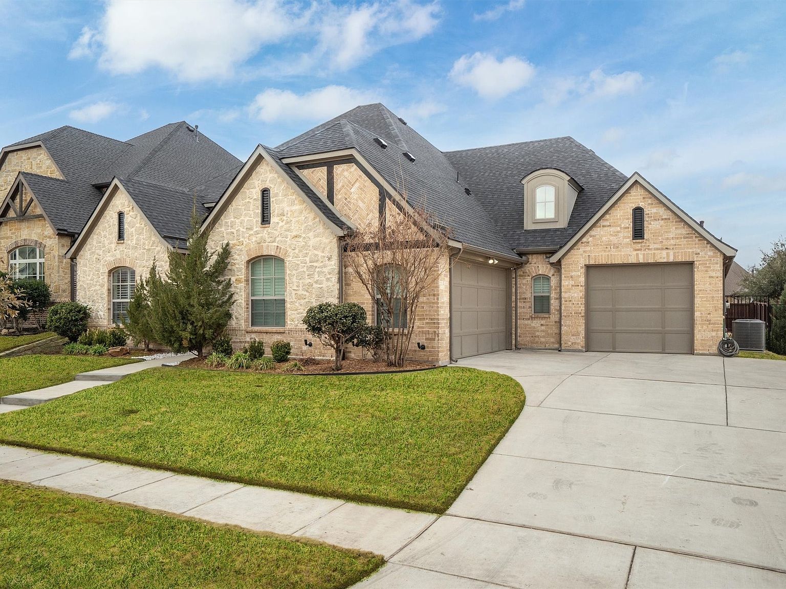 329 Nora Ln Argyle, TX 76226 - Thumbnail 4