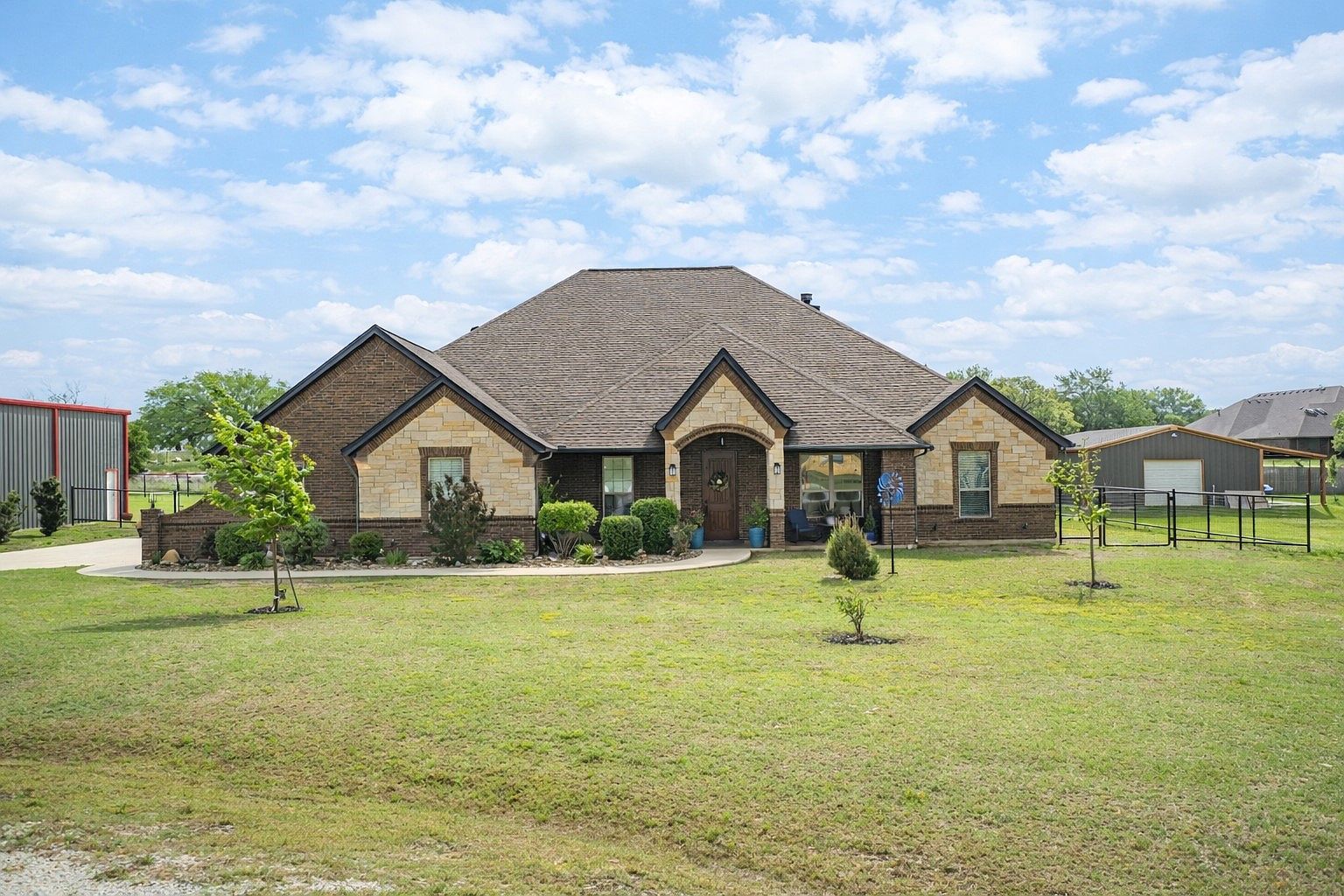 112 Knob Ct Springtown, TX 76082 - Thumbnail 4