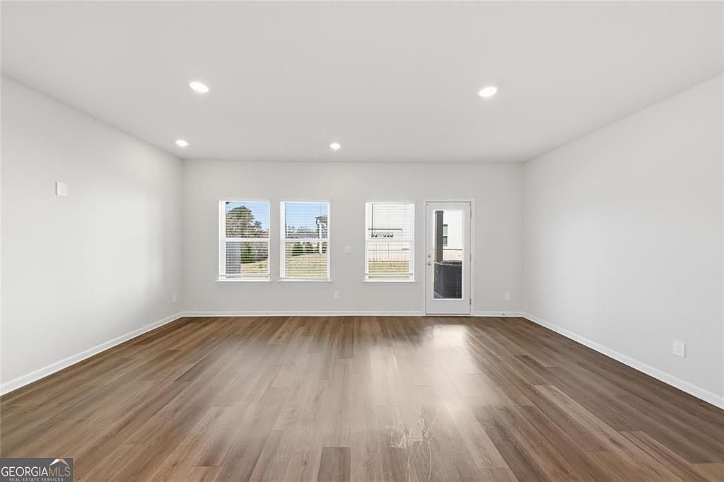 4245 Holland Grove Rd Lawrenceville, GA 30044 - Thumbnail 4