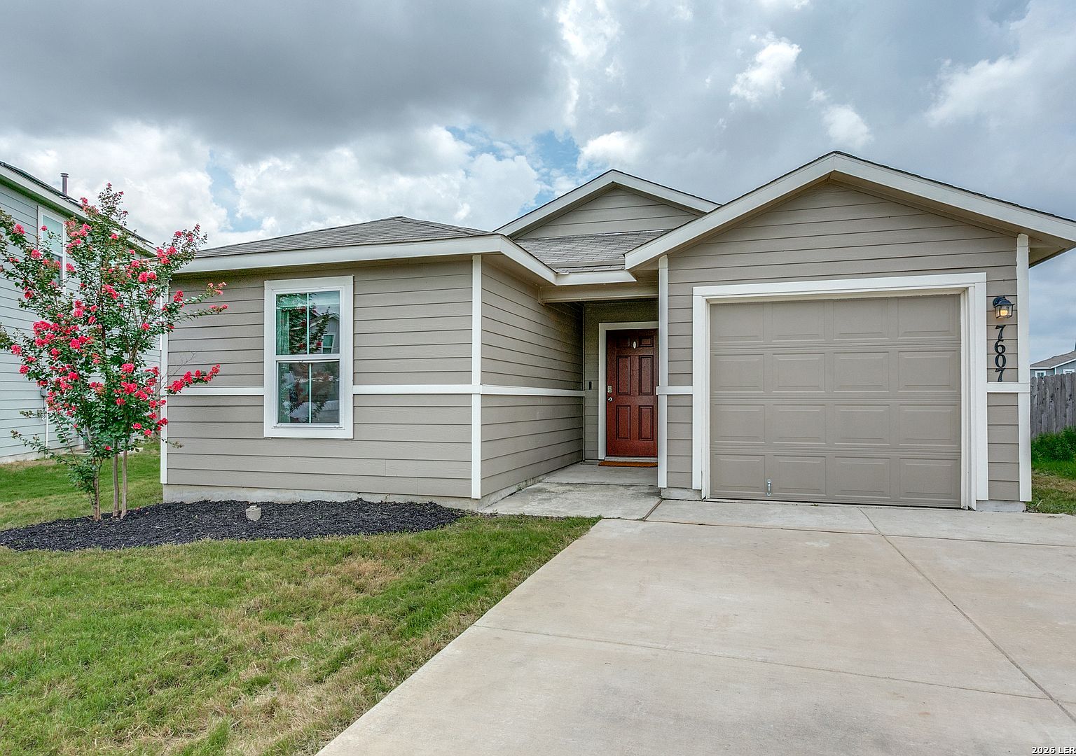 7607 Powder Gorge Converse, TX 78109 - Thumbnail 4