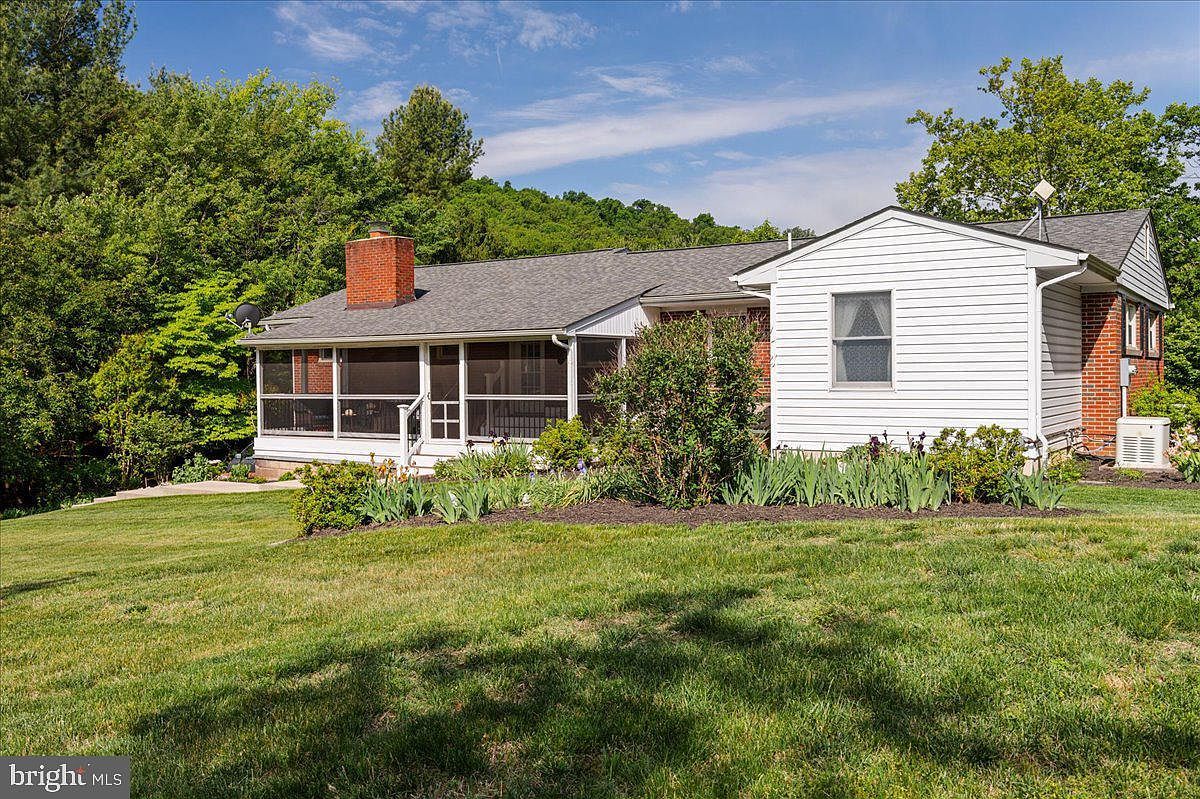 3545 Cobbler Mountain Rd Delaplane, VA 20144 - Thumbnail 4