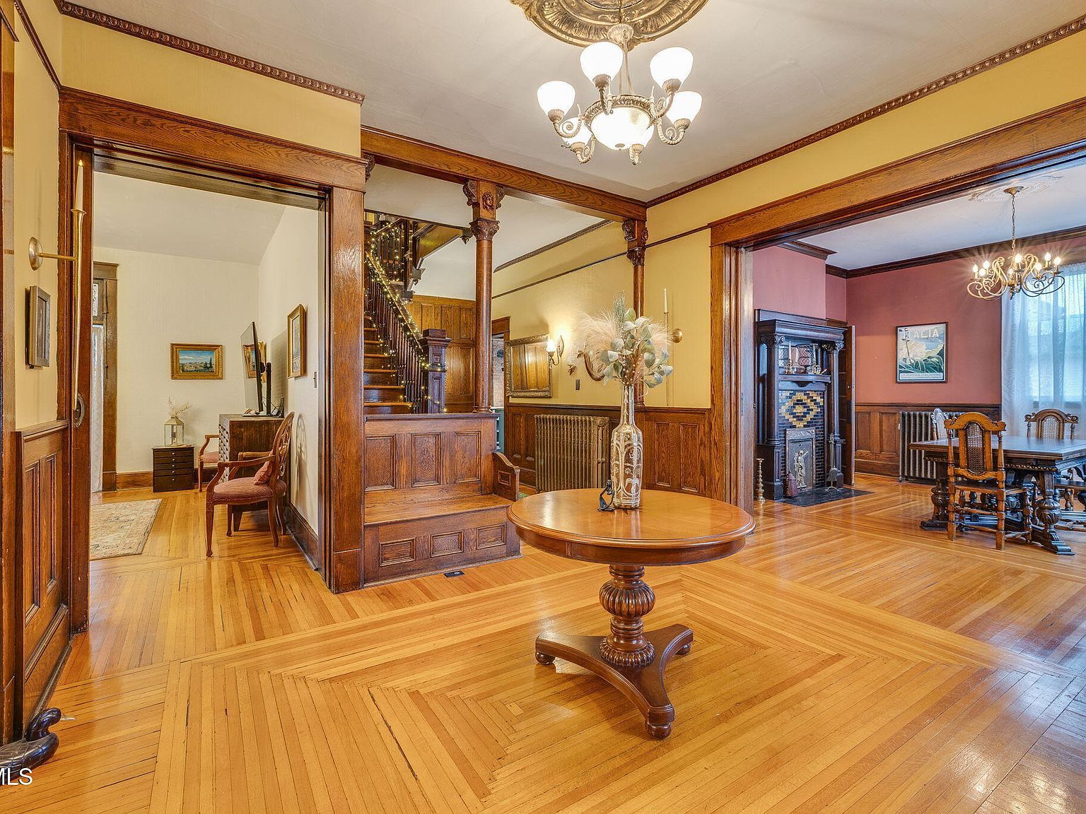 211 Johnson St Bristol, VA 24201 - Thumbnail 4