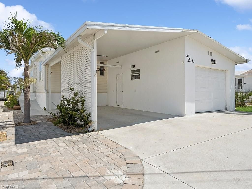 12 Nancy Ln Fort Myers Beach, FL 33931 - Thumbnail 4