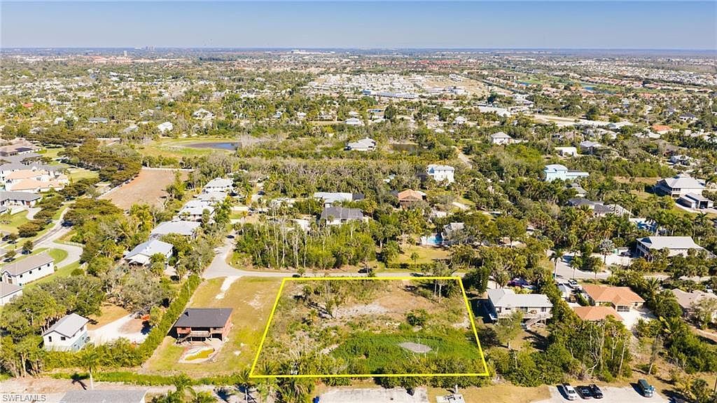 16560 Wisteria Dr Fort Myers, FL 33908 - Thumbnail 4