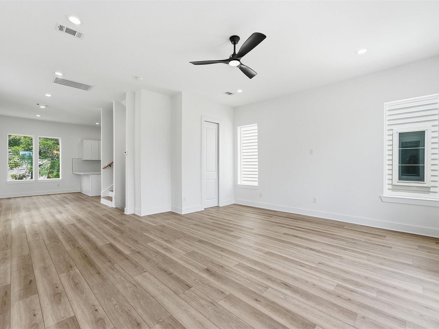 944 Homer St Houston, TX 77091 - Thumbnail 4