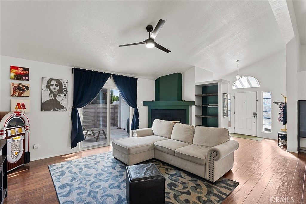 20095 Shadow Island Dr Santa Clarita, CA 91351 - Thumbnail 4