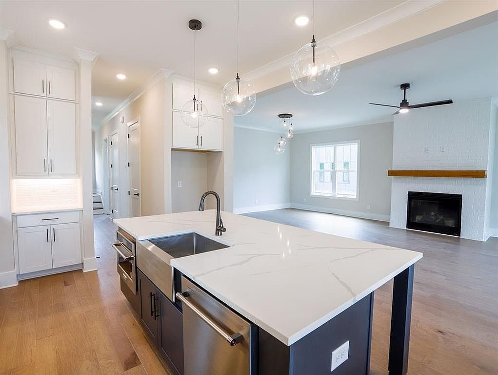 1415 Coretta Bnd Atlanta, GA 30318 - Thumbnail 4