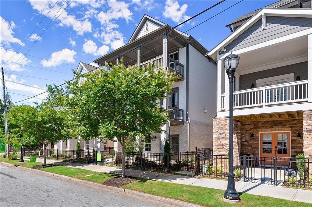 1434 Fairmont Ave Atlanta, GA 30318 - Thumbnail 4