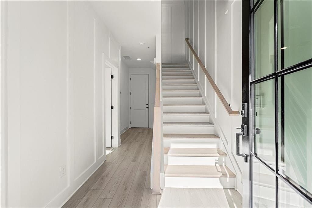 437 Mezzo Ln #87 Alpharetta, GA 30009 - Thumbnail 4