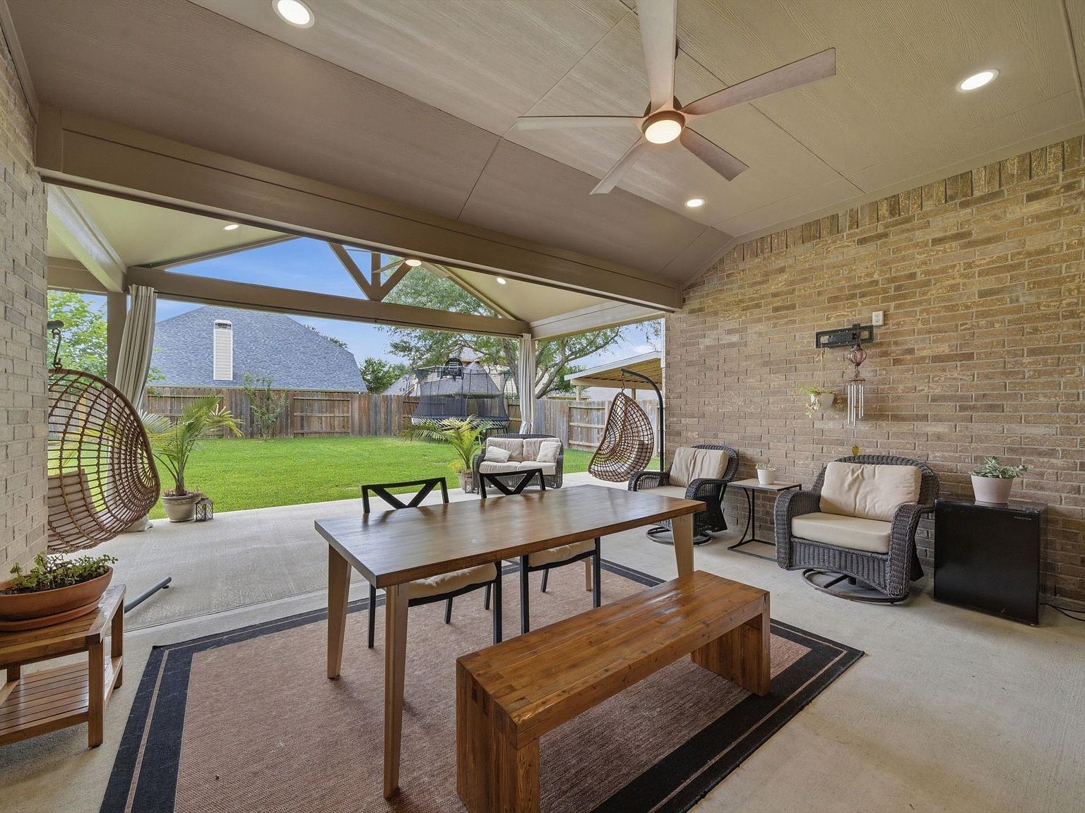19011 Cove Forest Ln Cypress, TX 77433 - Thumbnail 4