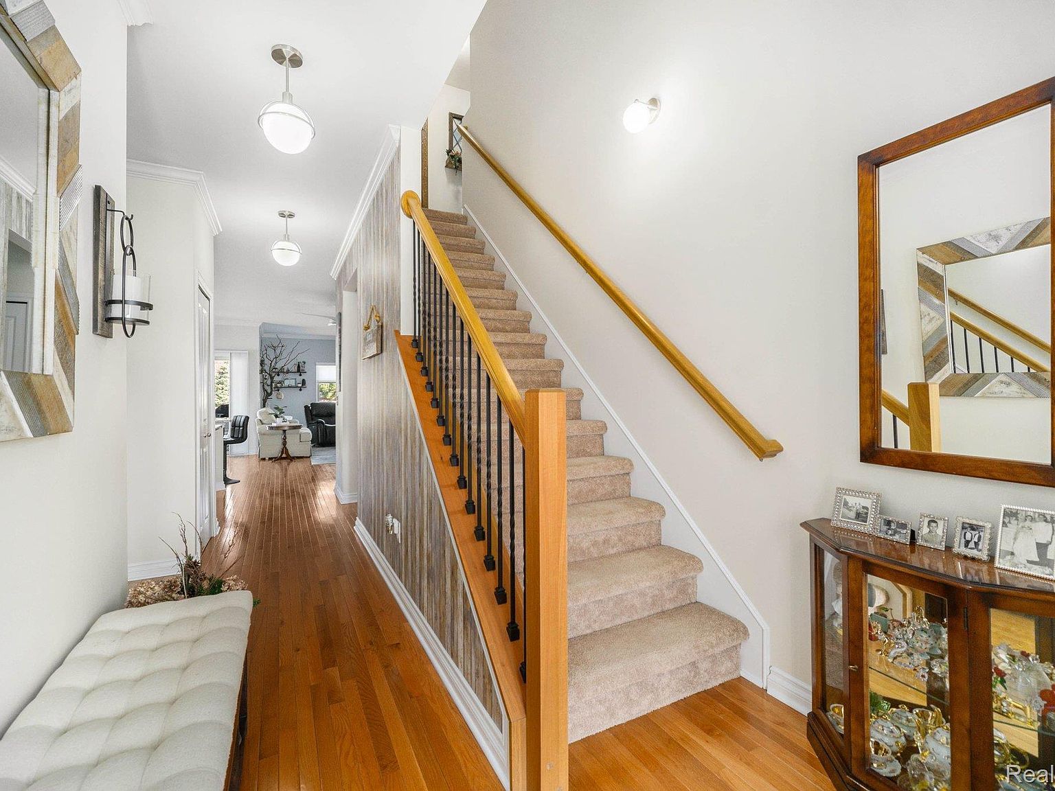 237 Victoria Dr Dexter, MI 48130 - Thumbnail 4