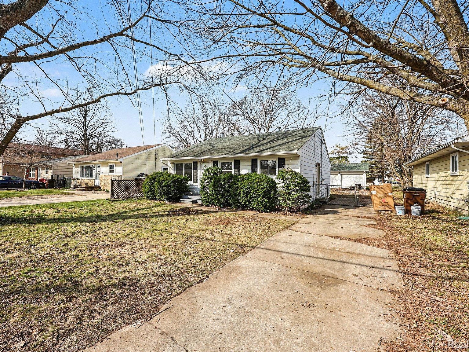 400 Anderson St Milan, MI 48160 - Thumbnail 4