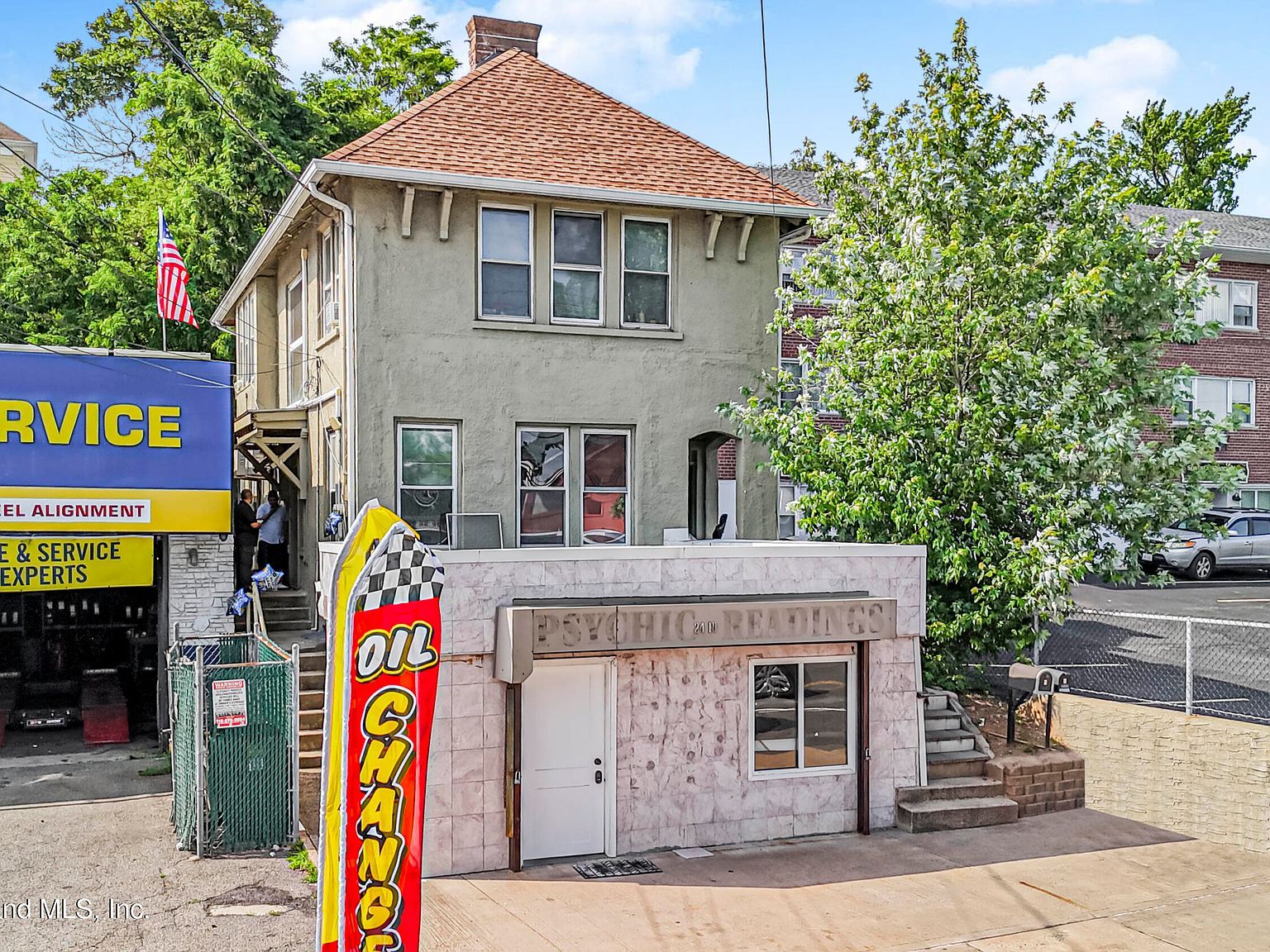 2419 Richmond Rd Staten Island, NY 10306 - Thumbnail 4