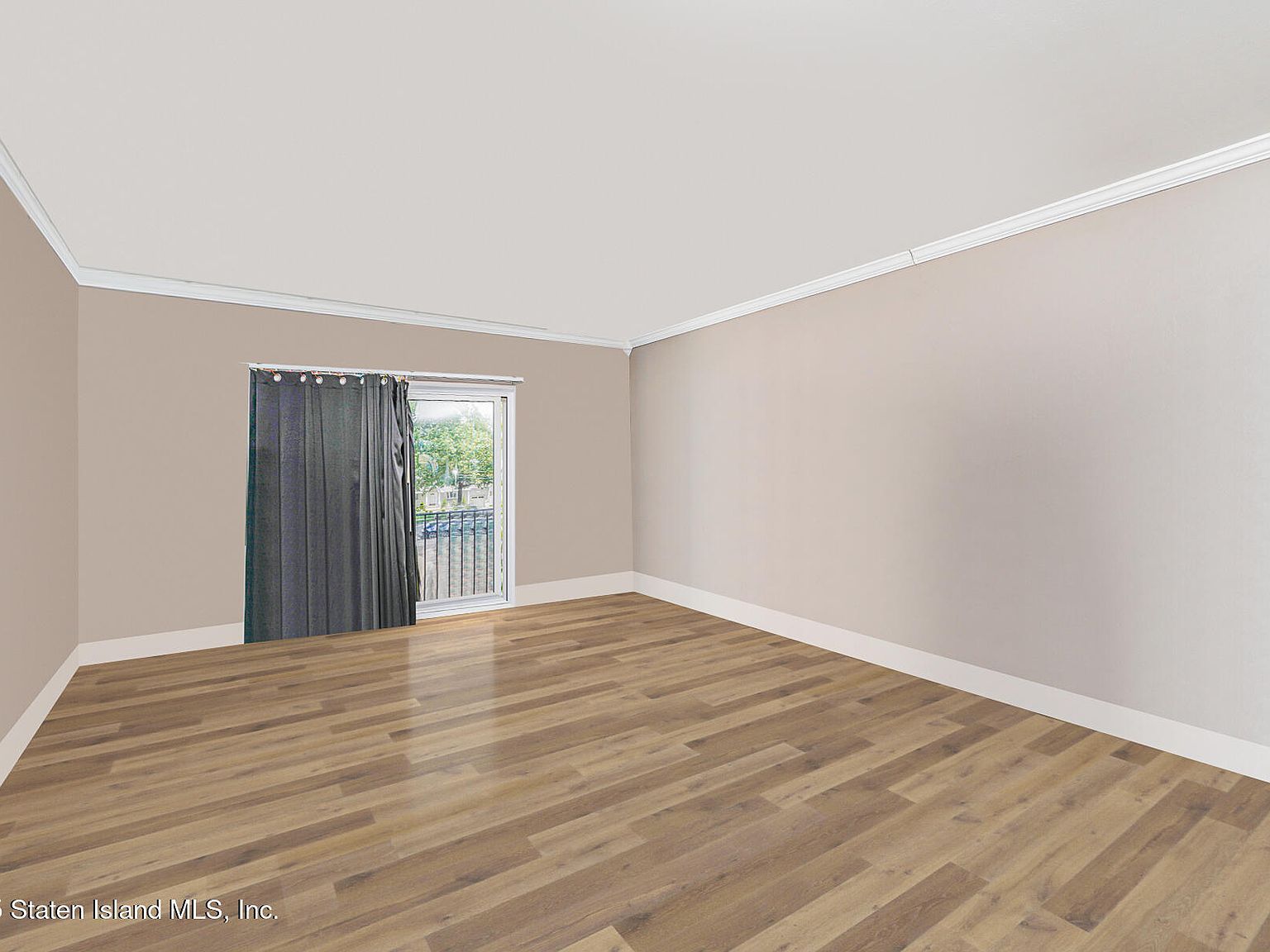 218 Naughton Ave #C Staten Island, NY 10305 - Thumbnail 4