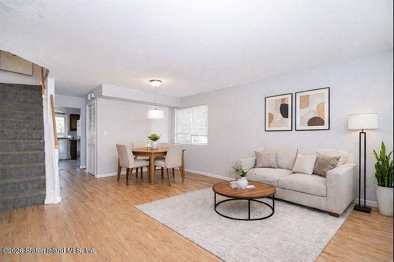 225 Colony Ave Staten Island, NY 10306 - Thumbnail 4