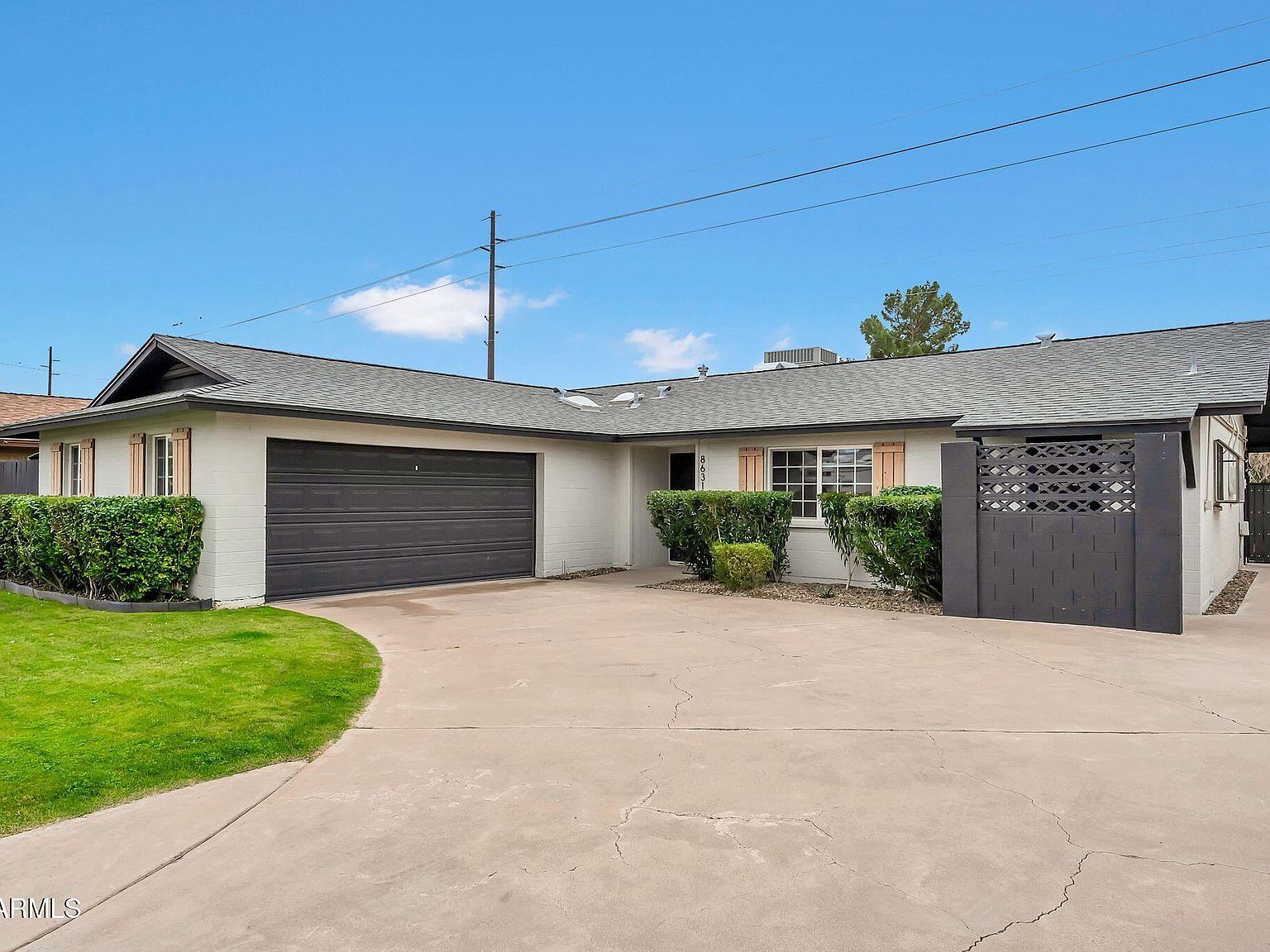 8631 E Plaza Ave Scottsdale, AZ 85250 - Thumbnail 4