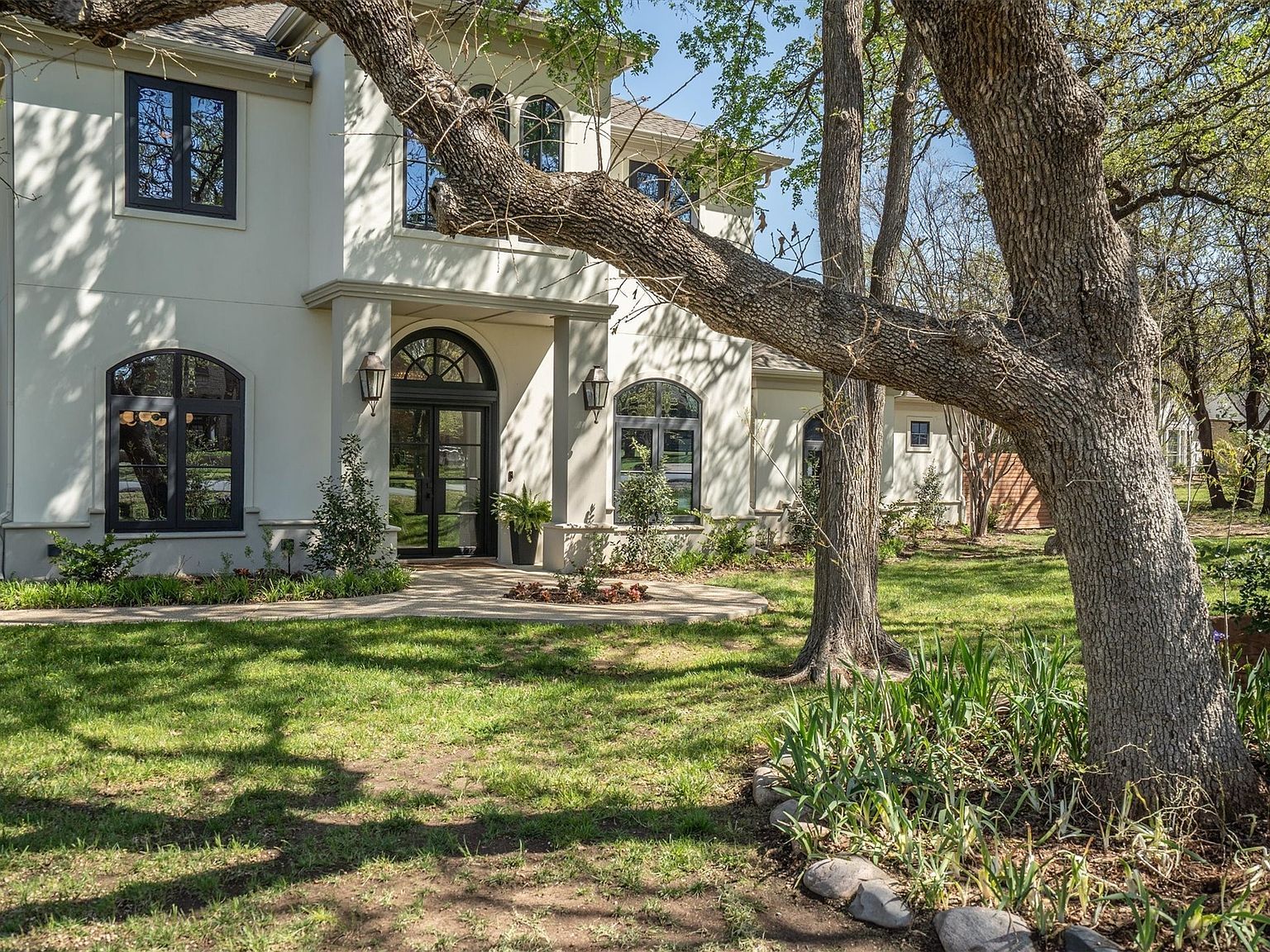 2419 Britt Dr Argyle, TX 76226 - Thumbnail 4