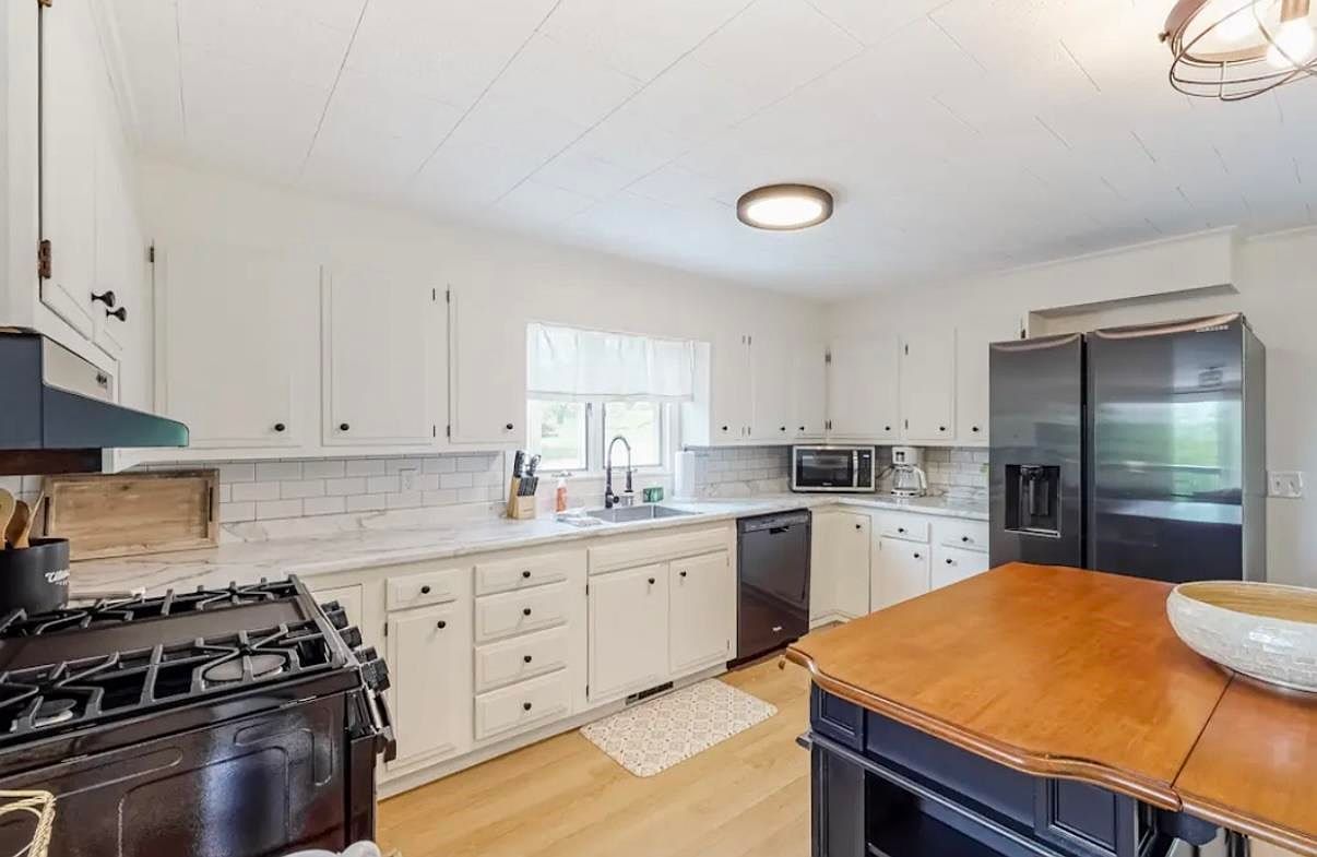 336 Cote Hill Rd Morrisville, VT 05661 - Thumbnail 4