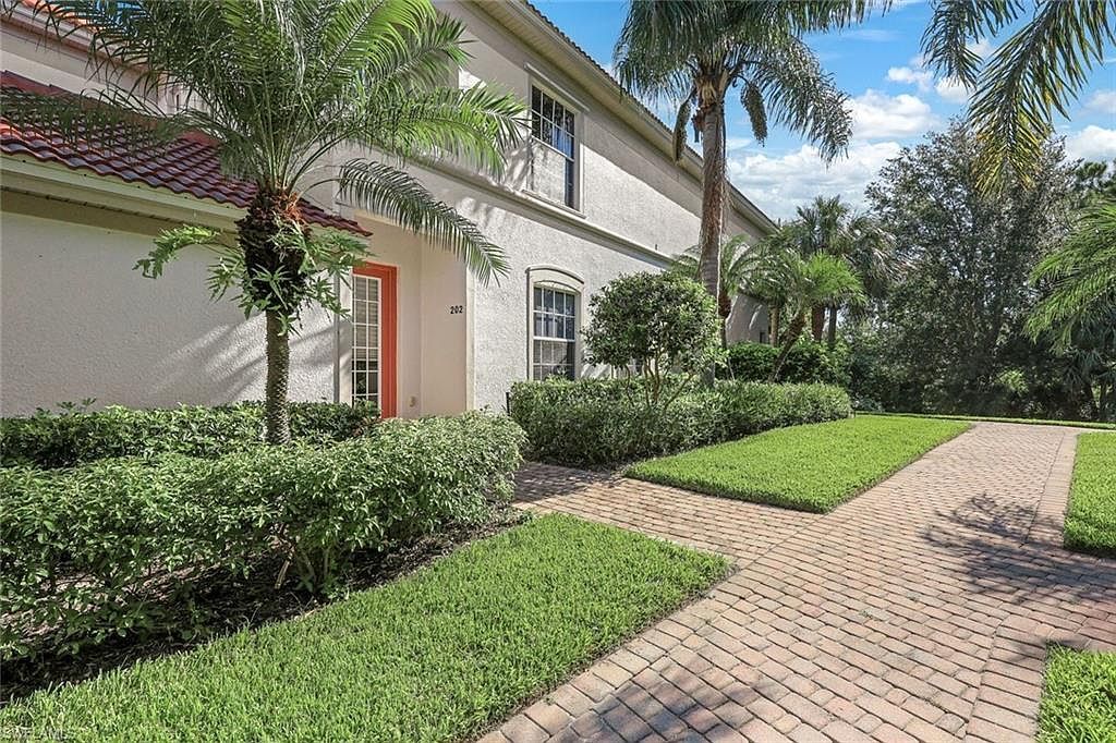 17485 Old Harmony Dr APT 202 Fort Myers, FL 33908 - Thumbnail 4