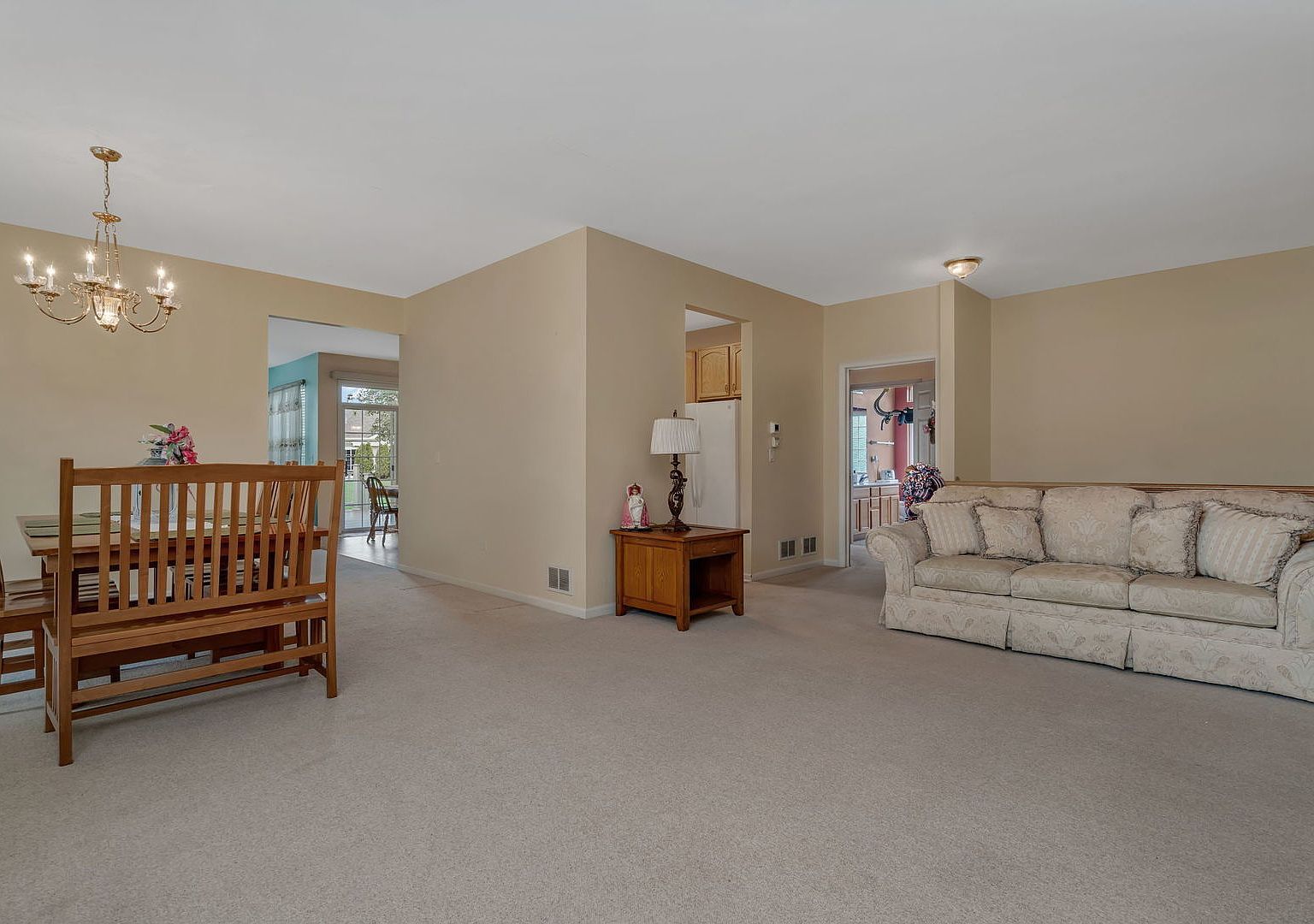 21201 Lily Lake Ln Crest Hill, IL 60403 - Thumbnail 4