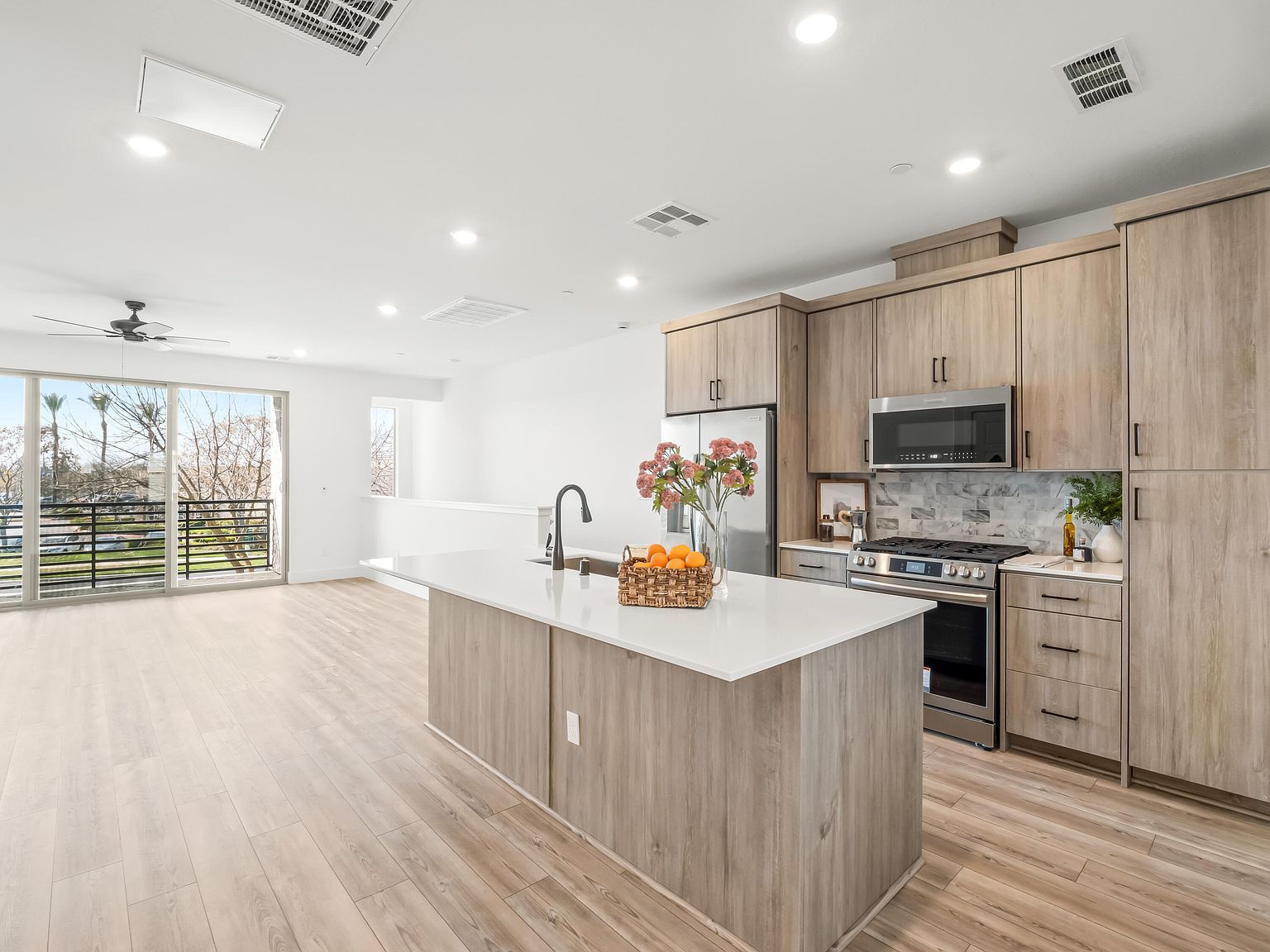 602 W Mahogany Ln Clovis, CA 93611 - Thumbnail 4