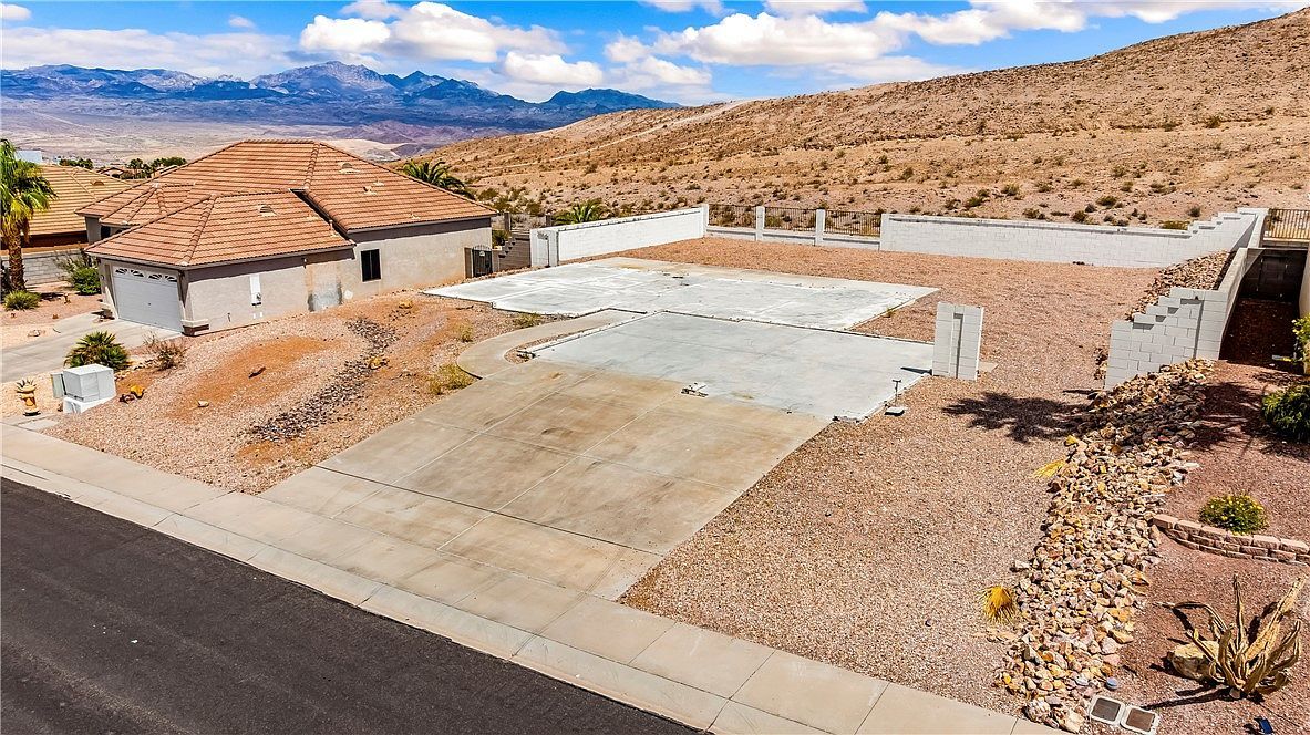 2941 La Paloma Dr, Bullhead City, AZ, 86429 - Thumbnail 4