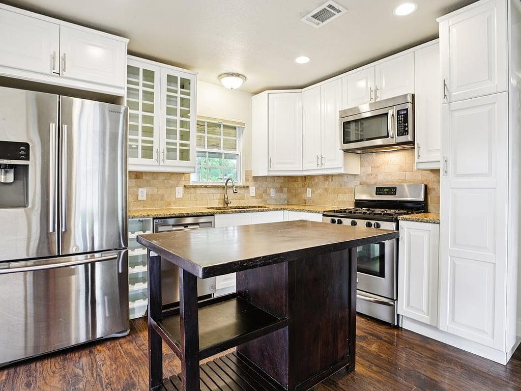 3811 Byron Dr Austin, TX 78704 - Thumbnail 4