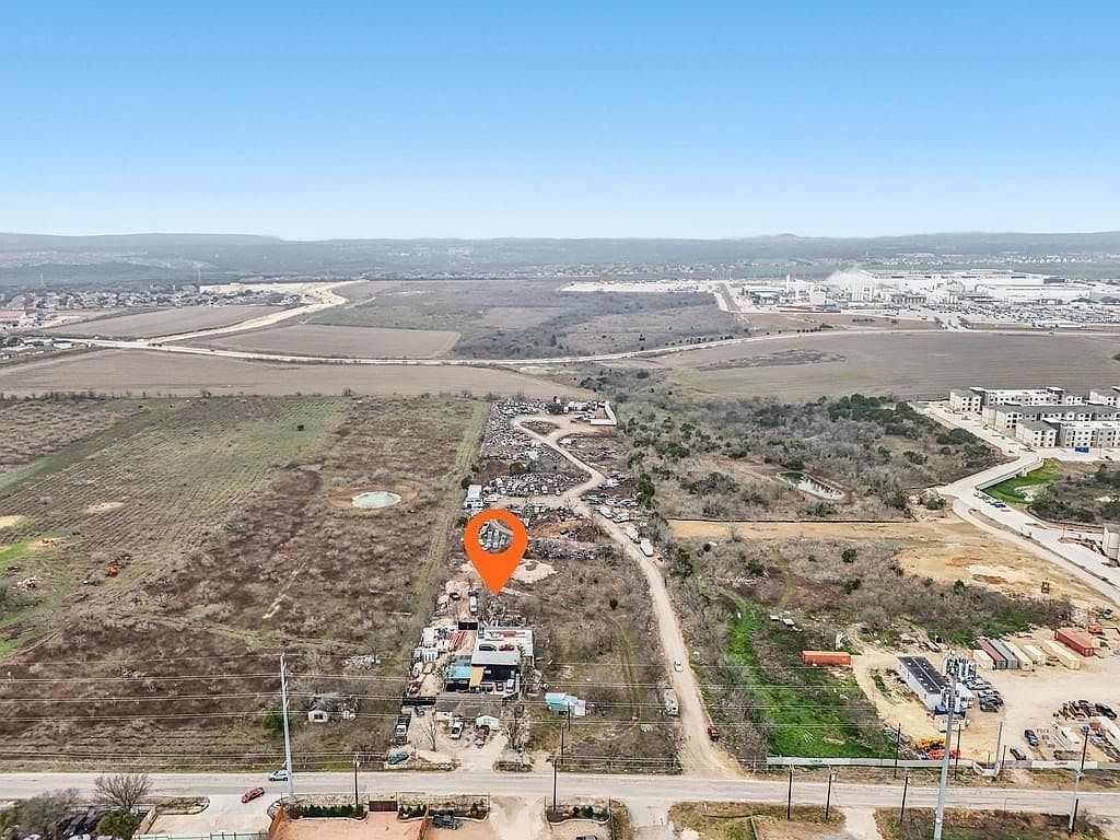 4843 E Yager Ln Manor, TX 78653 - Thumbnail 4