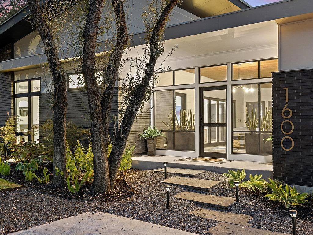 1600 Barton Hills Dr Austin, TX 78704 - Thumbnail 4