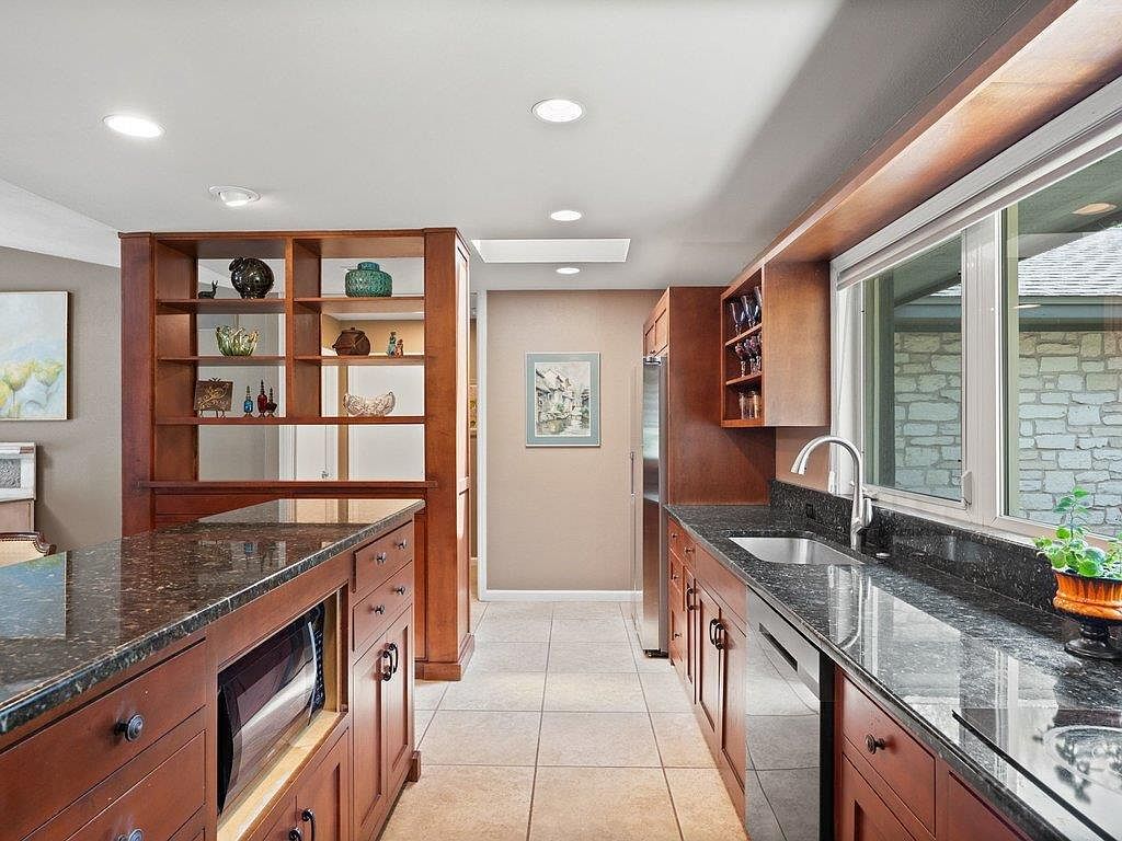 910 River Oaks Dr Austin, TX 78753 - Thumbnail 4