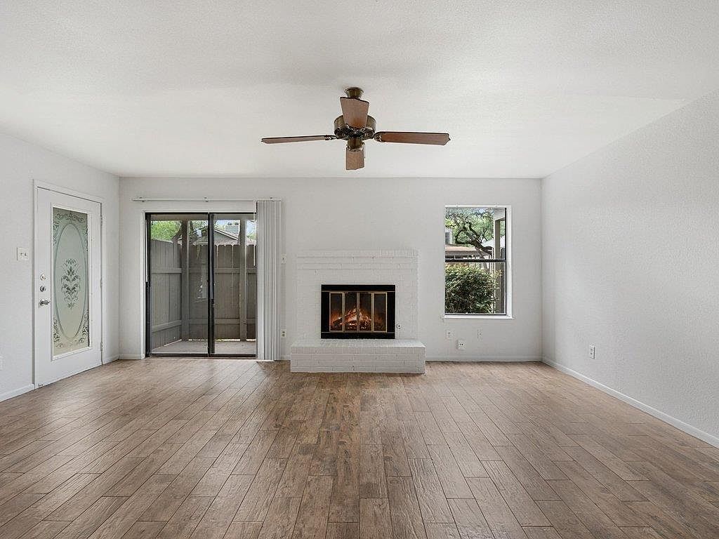 7825 Beauregard Cir APT 4 Austin, TX 78745 - Thumbnail 4