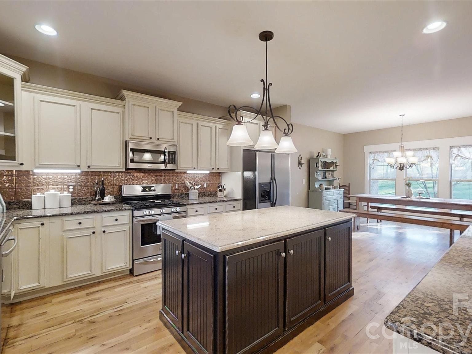 1520 Weatherwood Dr Lincolnton, NC 28092 - Thumbnail 4