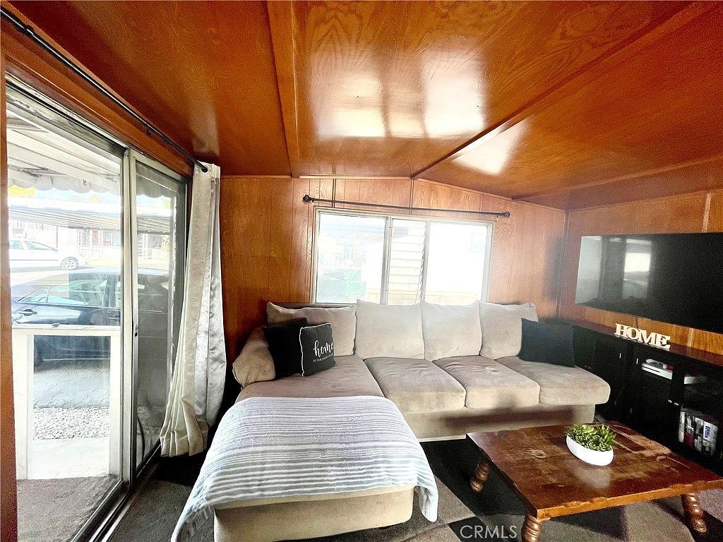 12655 2nd St Space 49 Yucaipa, CA 92399 - Thumbnail 4