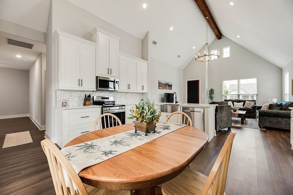 109 Vaughn Meadows Dr Tom Bean, TX 75489 - Thumbnail 4