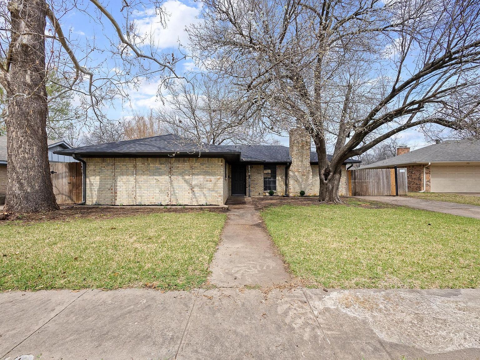 2418 Monett Dr Sherman, TX 75092 - Thumbnail 4