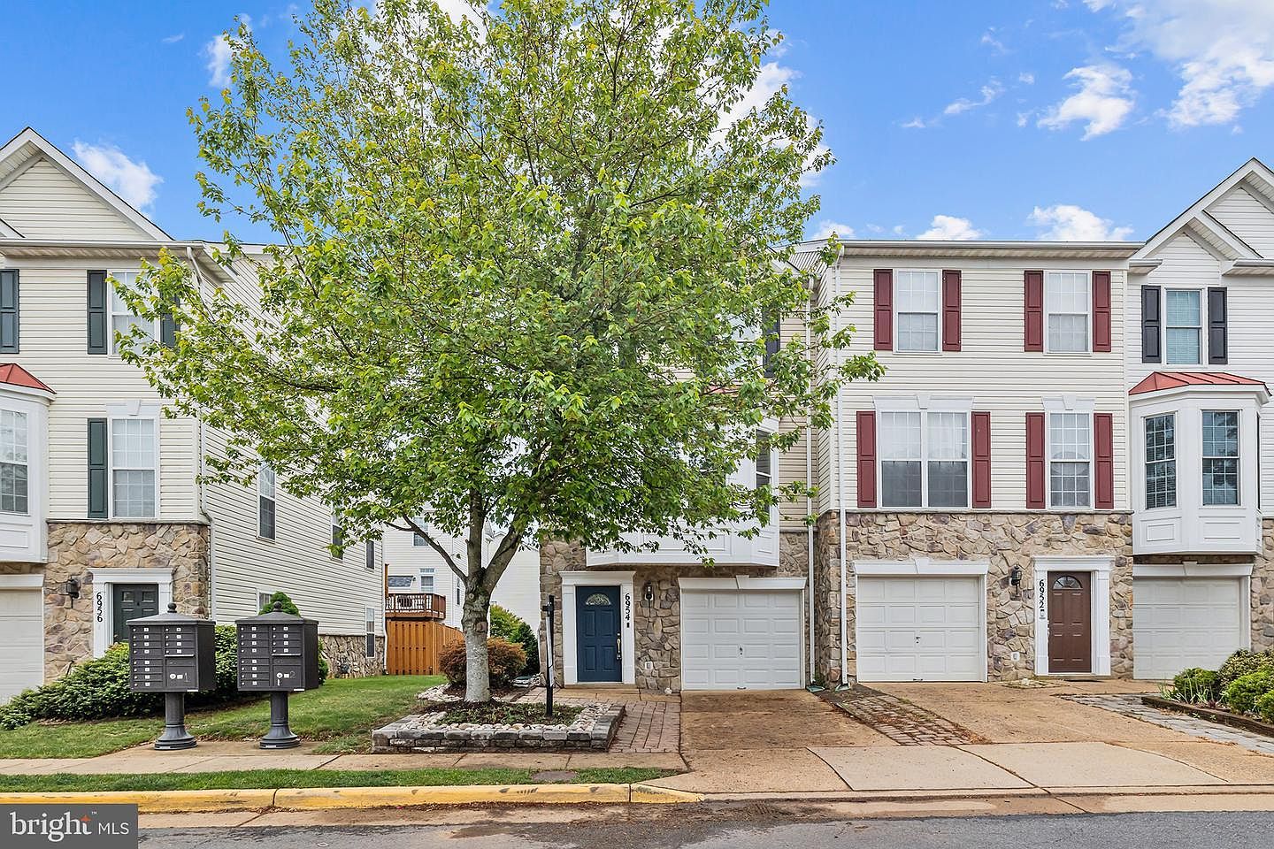 6954 Banchory Ct Alexandria, VA 22315 - Thumbnail 4