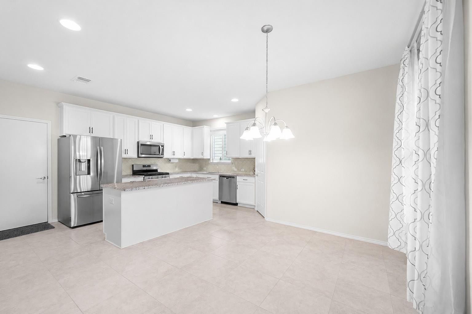 263 Beechnut Dr Buda, TX 78610 - Thumbnail 4