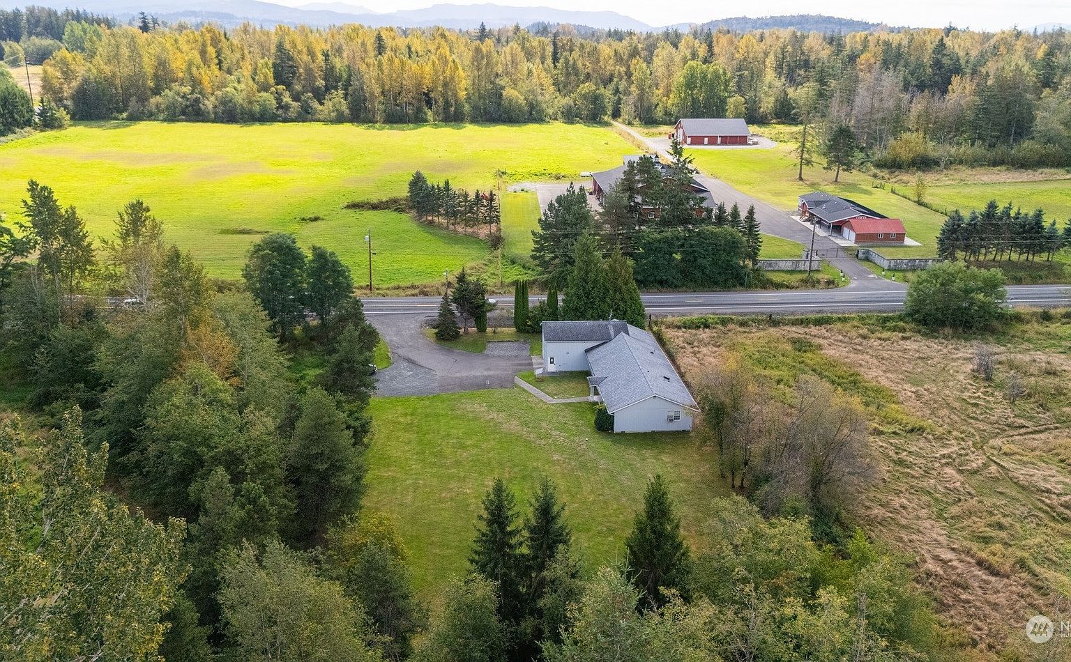 858 E Smith Rd Bellingham, WA 98226 - Thumbnail 4