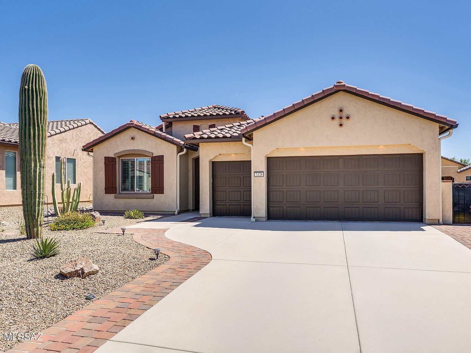 2428 E Lost Ranch Trl Green Valley, AZ 85614 - Thumbnail 4
