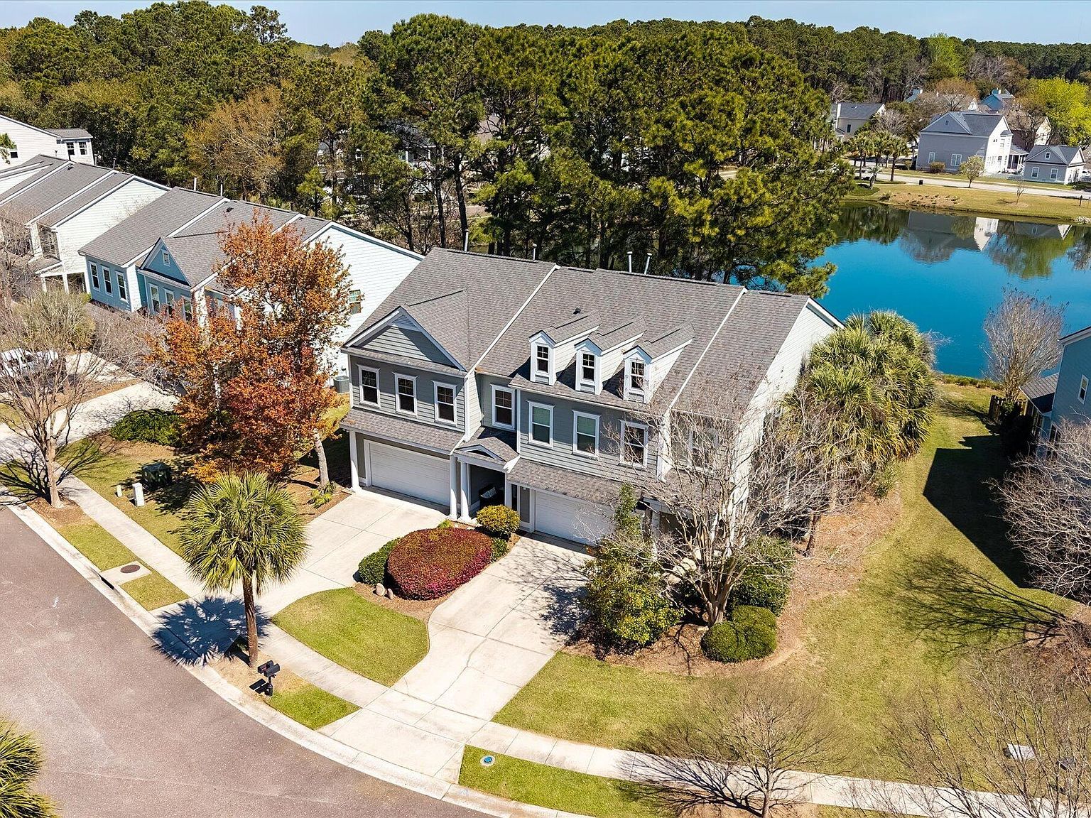 1705 Blalock St Mount Pleasant, SC 29466 - Thumbnail 4