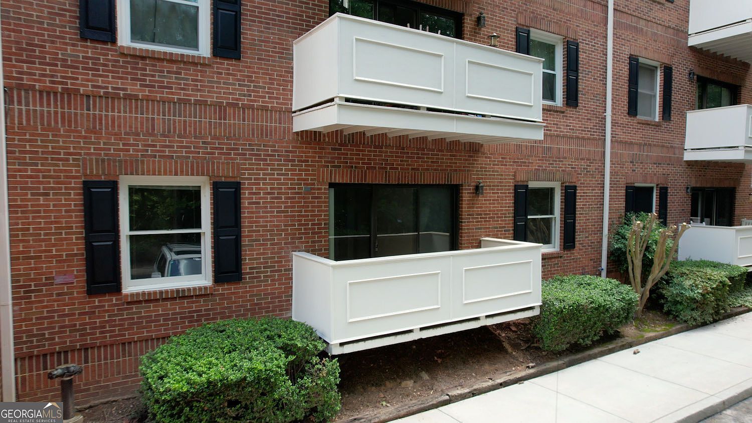 107 Ridley Howard Ct Decatur, GA 30030 - Thumbnail 4